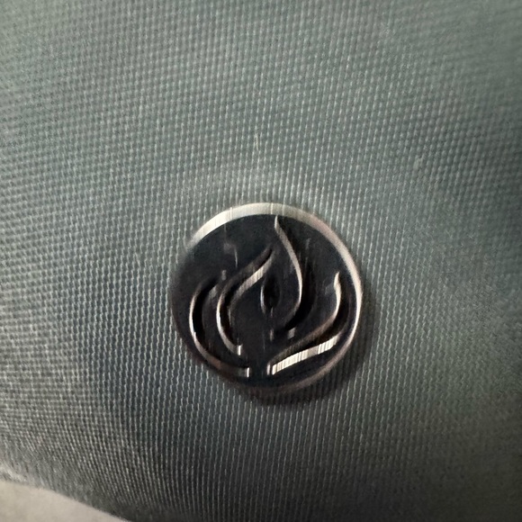 NWT Apana On-The-Move Cosmetic Bag Set (2 Pack). - Picture 4 of 7